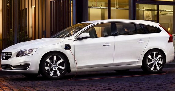 Uskoro Volvo V60 Plug-in Hybrid na benzin