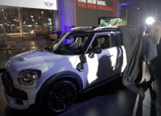 VIŠE MESTA ZA NOVE AVANTURE - NOVI MINI COUNTRYMAN