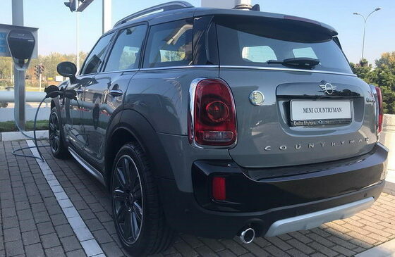 Prvi MINI Countryman Hibrid stigao u Srbiju