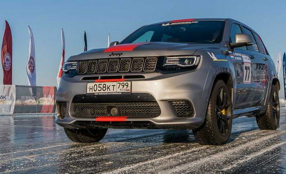 Jeep Grand Cherokee Trackhawk postavio rekordnu brzinu u vožnji na ledu u kategoriji terenaca