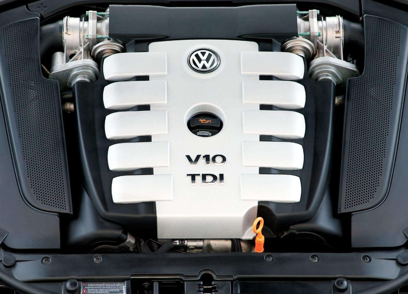 Fascinantni VW V10 TDI motor